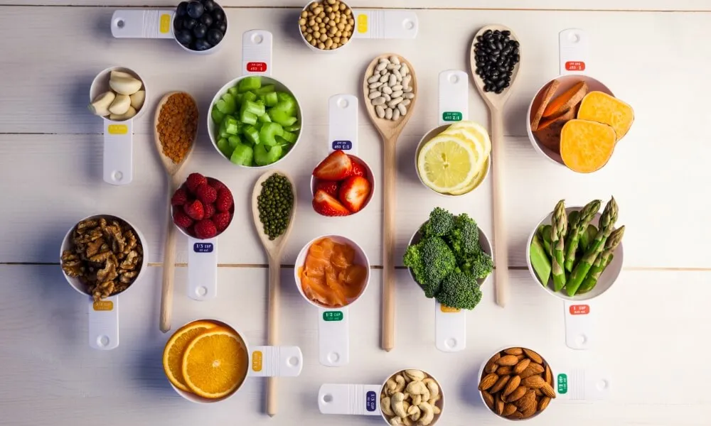 Measured portions of fruit, vegetables, grains and other foods